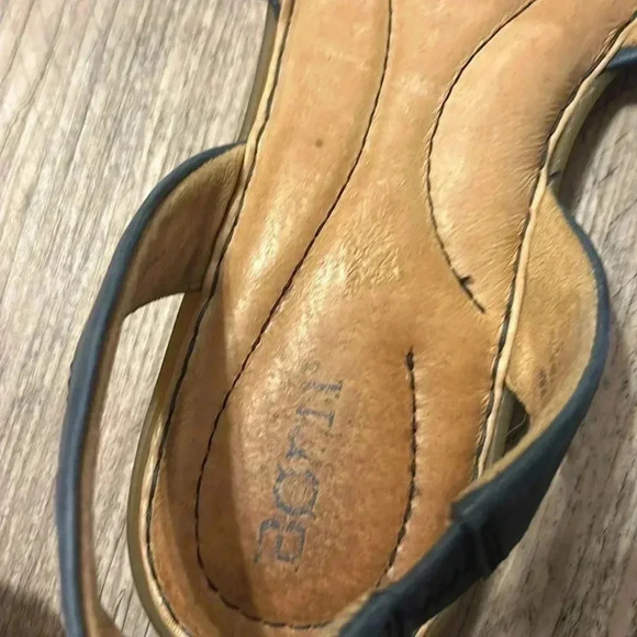 Born Woman's Kibbee Flat Sandals Navy Size:11 - Picture 2 of 8